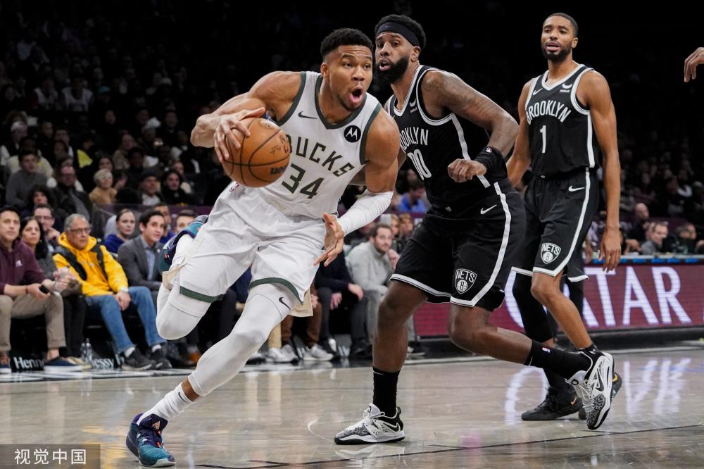 她的坚实后 她的坚实后